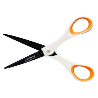 Krejčovské nůžky FISKARS TITANOVÉ 1004720, Non stick, s měkkou ergonomickou rukojetí, celková délka 18 cm