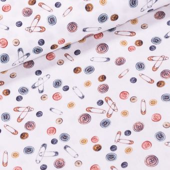 Bavlněné plátno TREND BOTONS-B 50 UNICO, knoflíky a zavírací špendlíky na smetanové / švadlenka, š.150cm (látka v metráži)