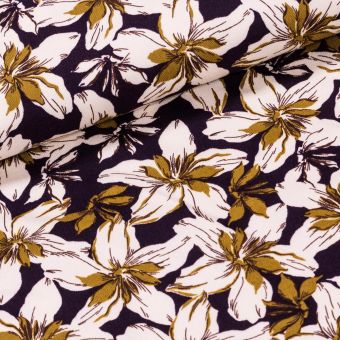 Šatovka viskózová 3176-006, béžové květy na temně fialové, š.140cm (látka v metráži)