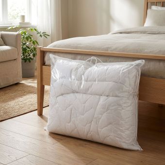 Úložný obal na lůžkoviny a deky 90×70 cm – taška se zipem a textilním uchem, průhledný, bílý lem