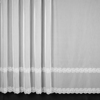 Voálová záclona PETRA, vyšívané ornamenty v proužcích, s bordurou, bílá (více výšek, v metráži)