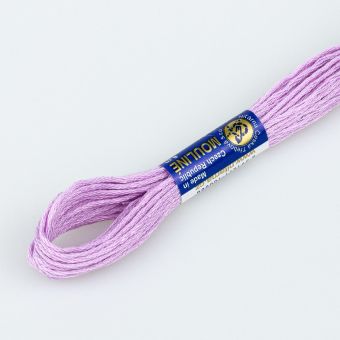 Vyšívací příze MOULINE / MULINKA 4422 azalková růžová, jednobarevná, 2g/8m