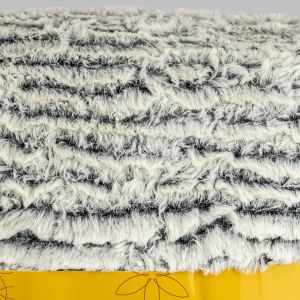 Deka z mikroflanelu QUENTIN QK-152, imitace zvířecí srsti s beránkem, šedé vlnky, 150x200cm