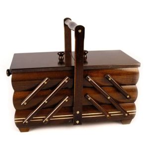 Kazeta / košík na šití, dřevěný rozkládací s uchem, 670756/3, hnědá, 15 x 30 x 25cm