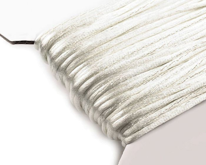 Pletací saténová příze / šňůra 310022/1 bílá, jednobarevná, 2mm, 25 metrů