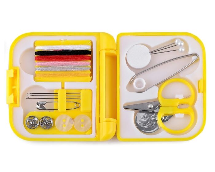 Cestovní šitíčko 790060 v plastovém pouzdře, 6,8 x 7cm, barevný mix