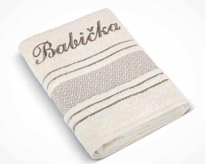 Froté ručník S VÝŠIVKOU BABIČKA, krémový, 50x100cm
