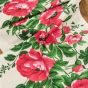 Bavlněné plátno vaflovina, utěrkovina / štola na metráž 703023 KVĚTY BEIGE, červené květy na béžové, š. 50cm (látka v metráži)