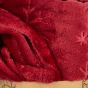Deka z mikroflanelu vánoční QK-222, vytlačený vzor vločky, tmavě červená, 150x200cm