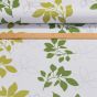 Zatemňovací / termoizolační závěs, blackout 10008/03 zelené listy na bílé, šířka 150cm (látka v metráži)