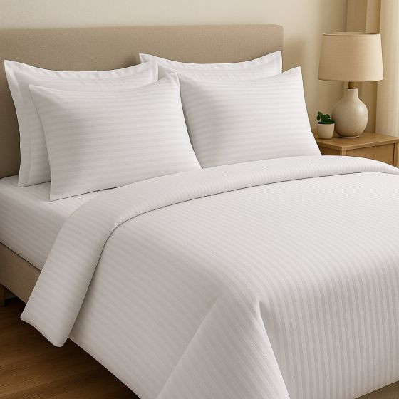 Hotelové povlečení ATG SOLITUDE – damašek, proužek 2 cm, bílá, 140×200 + 70×90 cm, hotelový uzávěr

