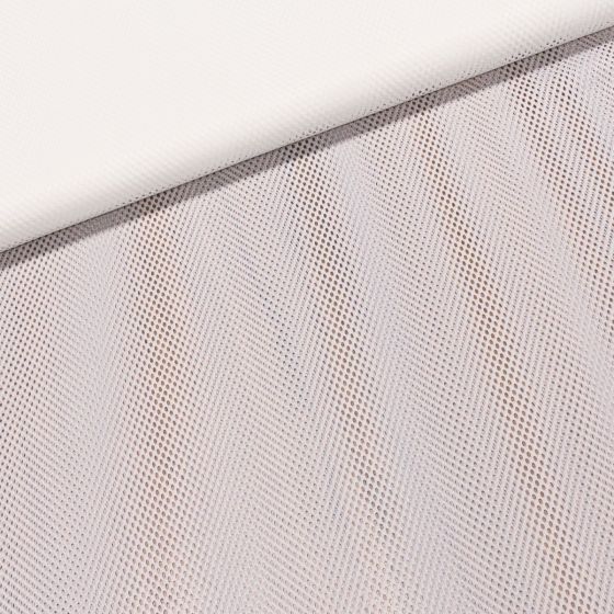 Podšívka polyesterová děrovaná ( sportovní ) jednobarevná bílá, š.150cm (látka v metráži)