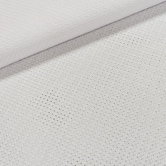 Šatovka MADEIRA Q11072-550, vyšívaná bílá, š.135cm (látka v metráži)