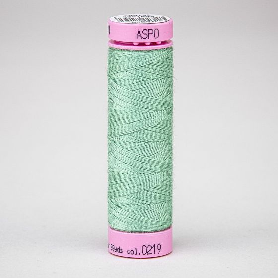Univerzální šicí nit Amann ASPO 120 polyesterová, světle okurková 0219, návin 100m 