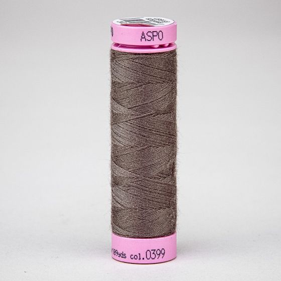 Univerzální šicí nit Amann ASPO 120 polyesterová, hnědá nafialovělá 0399, návin 100m 