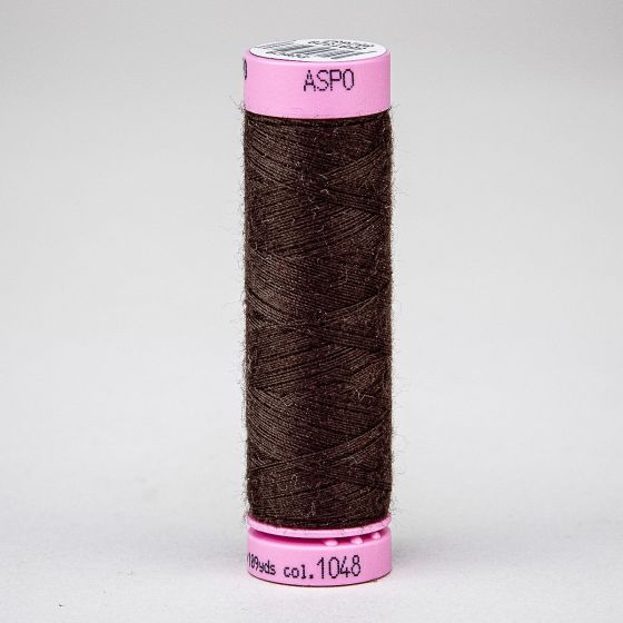 Univerzální šicí nit Amann ASPO 120 polyesterová, tmavě hnědá 1048, návin 100m