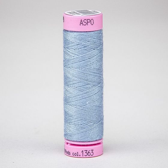 Univerzální šicí nit Amann ASPO 120 polyesterová, ledově modrá 1363, návin 100m