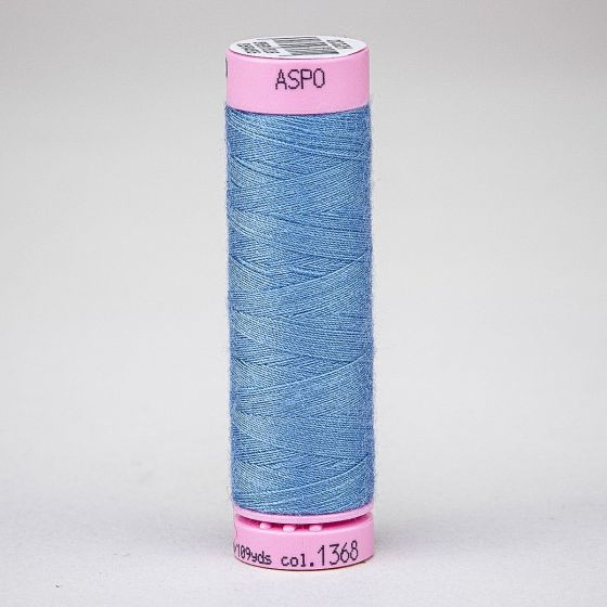 Univerzální šicí nit Amann ASPO 120 polyesterová, modrá nafialovělá 1368, návin 100m 