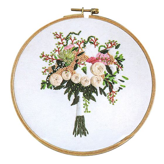 Vyšívací dárková sada s předtištěným motivem 380636/2, krémovo-zelená kytice (předtisk, jehly a příze), 15x22cm