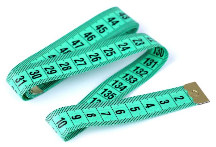 Krejčovský metr BASIC 070198, oboustranný, plastový, délka 150cm (barevný mix)