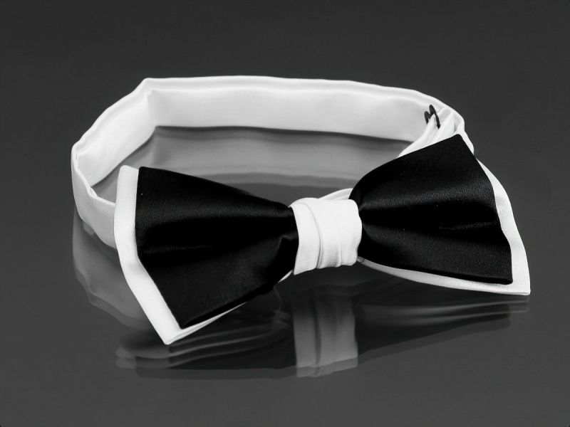 Motýlek pánský AMJ bílo-černý MP024