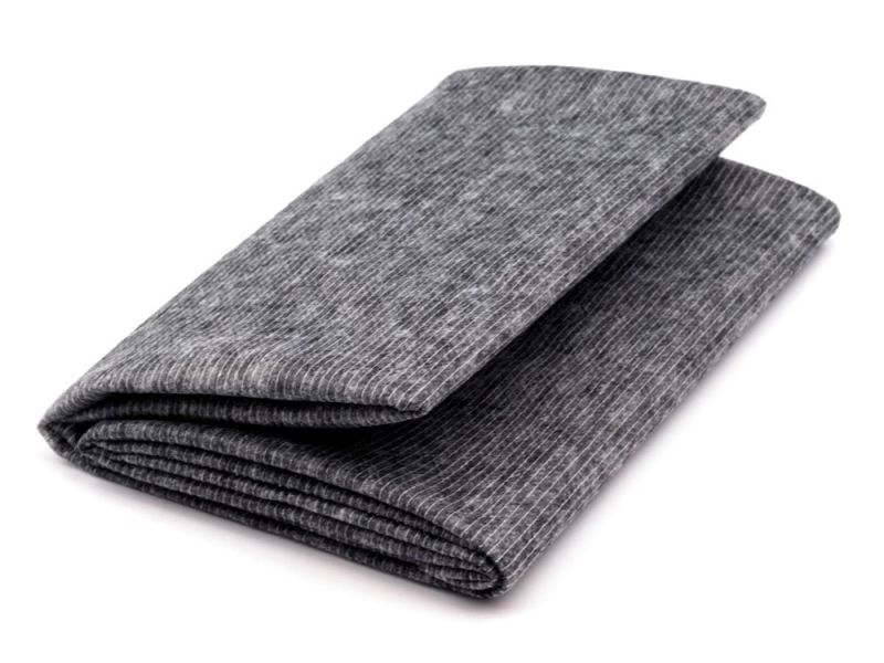 Vlizelín KUFNER V908B57 jednostranně lepící / nažehlovací, prošívaný, šedý, š. 90cm, 25+10+5g/m2 (látka v metráži)