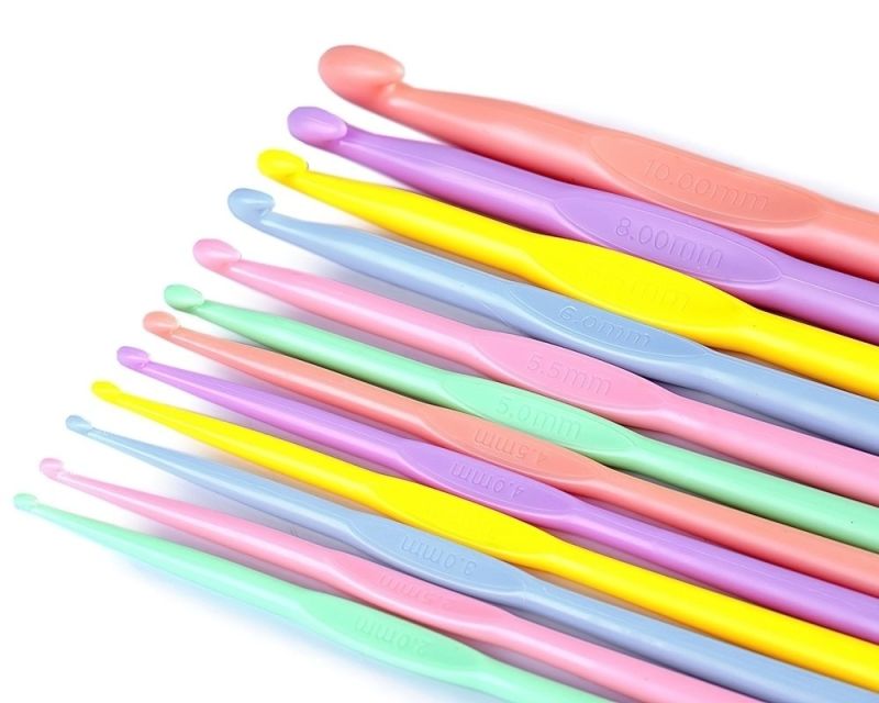 Háčky na háčkování plastové 040235, sada 12 velikostí, 15cm