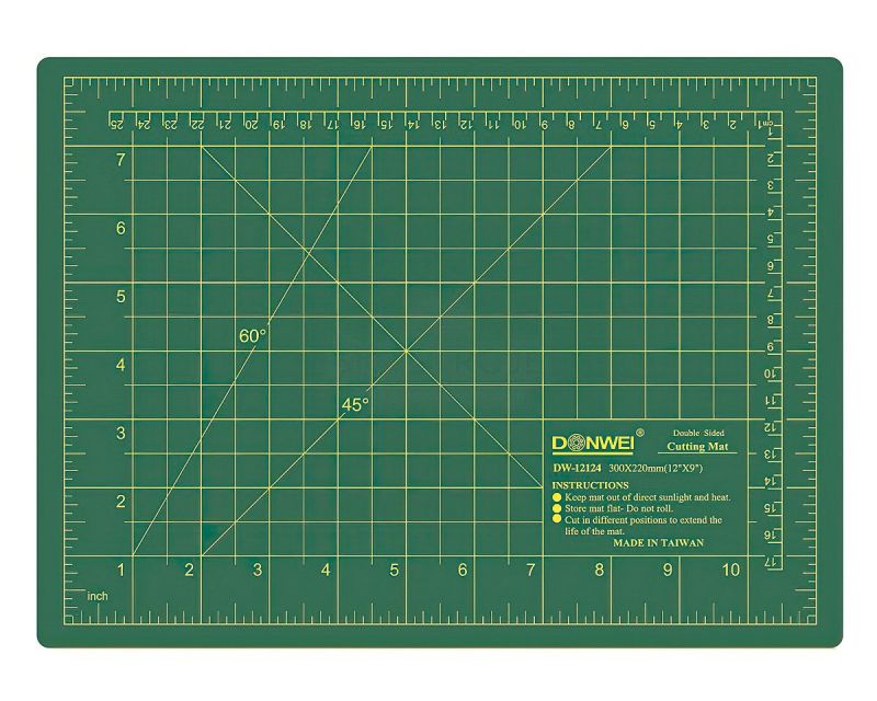 Řezací podložka na látky, patchwork DONWEI DW-12124, samosvorná, zelená, 30x22cm, vel. XS , tloušťka 3mm