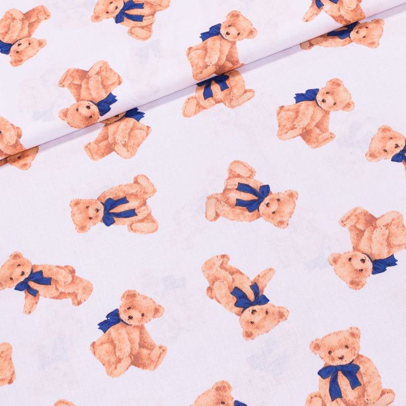 Bavlněné plátno dětské ANIKA medvídek s modrou mašlí na bílé, š.160cm (látka v metráži)