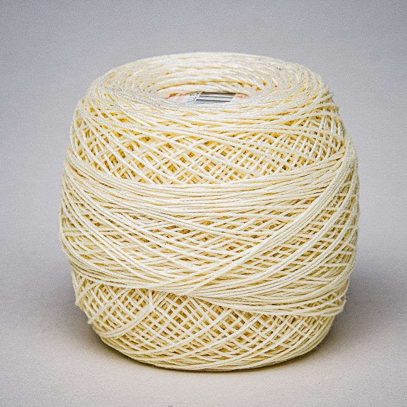 Háčkovací / paličkovací příze KORDONET 30 smetanová, jednobarevná, 20g/167m