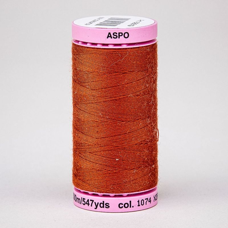 Univerzální šicí nit Amann ASPO 120 polyesterová, terakota 1074, návin 500m 